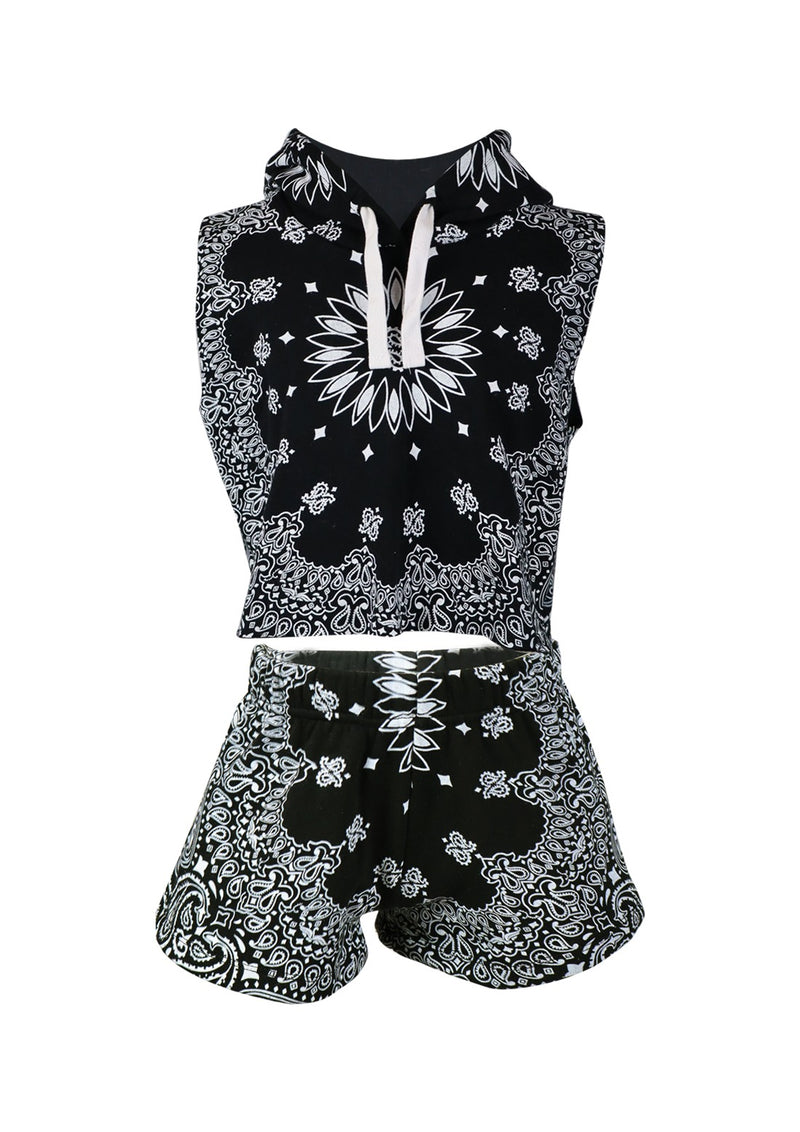 *Bandana Print Short*