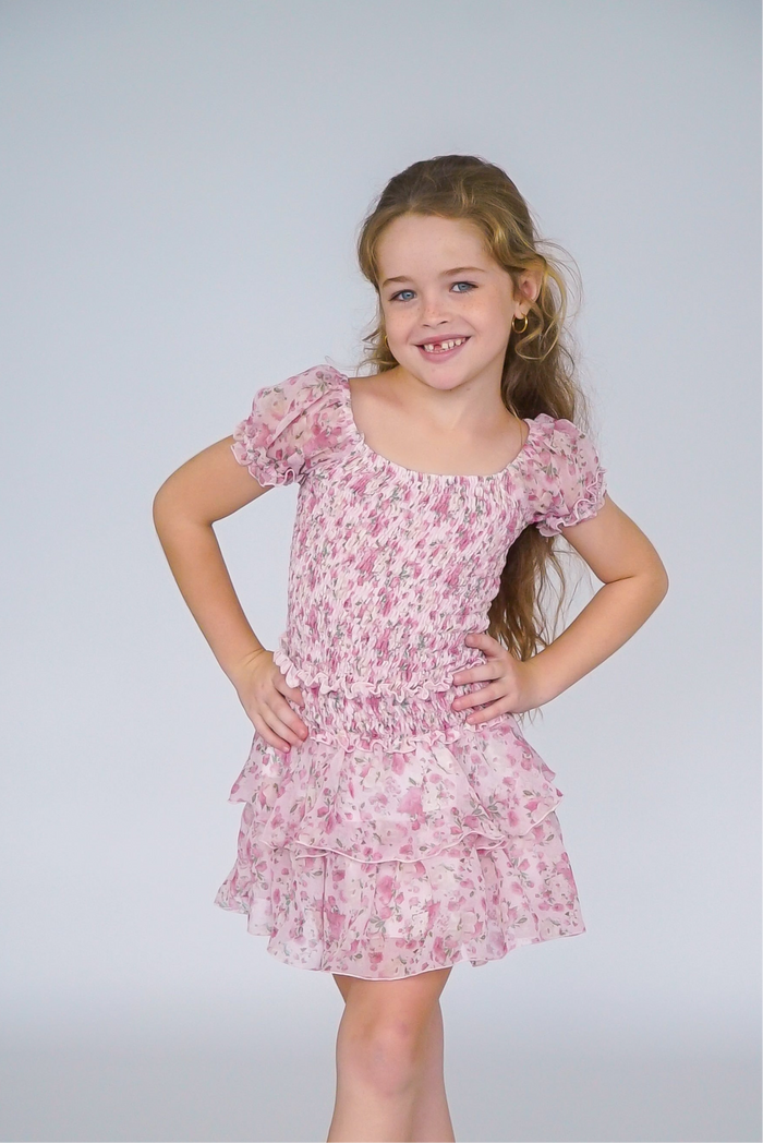 *Ciffon Floral Smocked Puff Top*