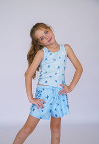 *Side Floral Fly Short*