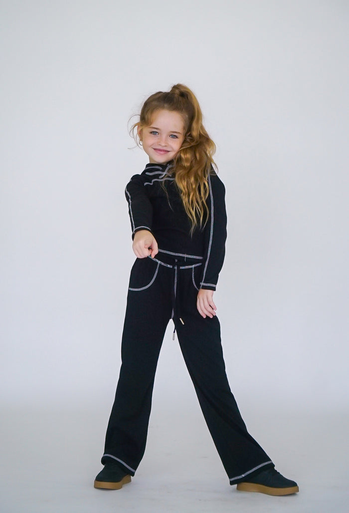 *Contrast Stitching Flare Pant *