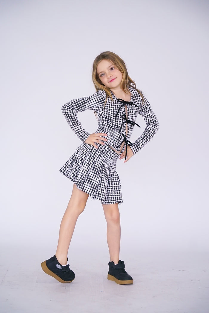 *Houndstooth Cardigan*