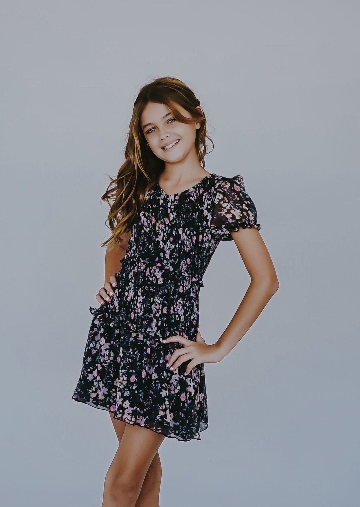 *Ciffon Flower Smocked Dress*