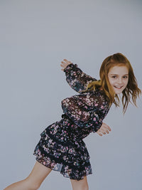 *Ciffon Floral Long Sleeve Smocked Top*