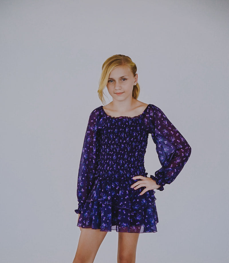 *Ciffon Floral Long Sleeve Smocked Top*