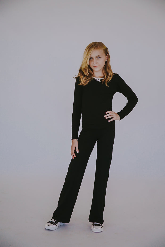*Rollover Band Flare Pant*