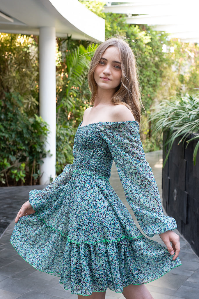 *Green Floral Print Smocked Dress*