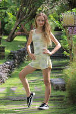 *Yellow Beach Allover daisy Short*
