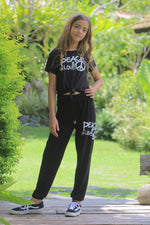 *Black White Peace Love Embroidery Sweatpant*